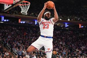 遭遇砍鲨战术！米切尔·罗宾逊首节罚球6中3得到5分